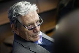 Amos Oz Amos Oz