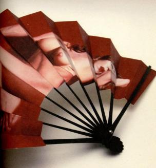 Yasumasa Morimura: Dvoumna lepota, pahljača Yasumasa Morimura: Dvoumna lepota, pahljača