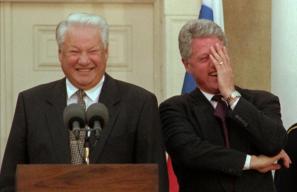 Boris Jelcin in Bill Clinton oktobra 1995 na tiskovki 