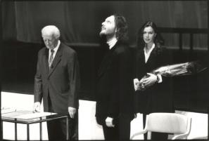 Uroš Zupan na podelitvi Prešernovih nagrad 7. februarja 1996